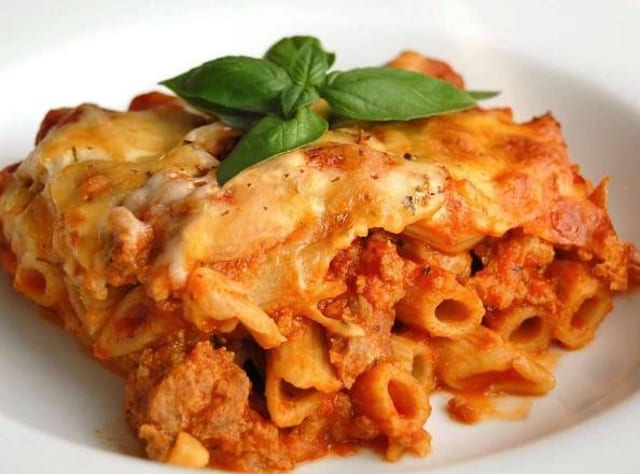 Baked Ziti Pizza.