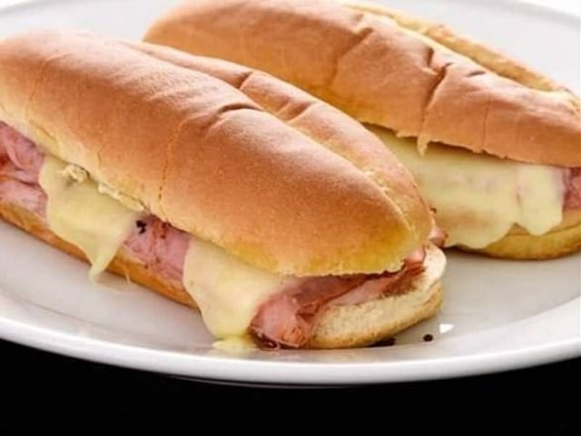 10" Ham & Cheese Sub.